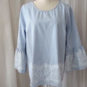 Belle Sleeves & keyhole back blouse. Size XXL